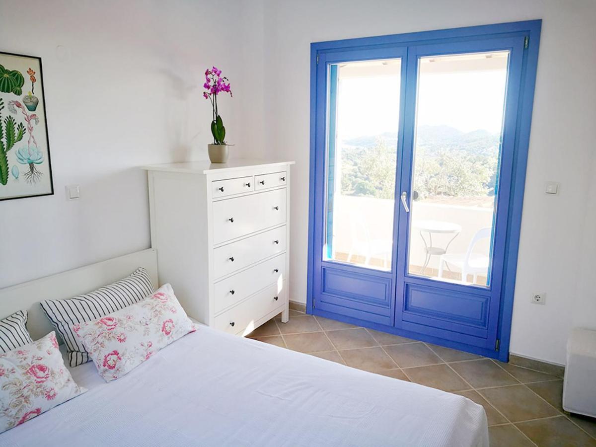 Olive Bay Hilltop Apartments Амолиани Экстерьер фото